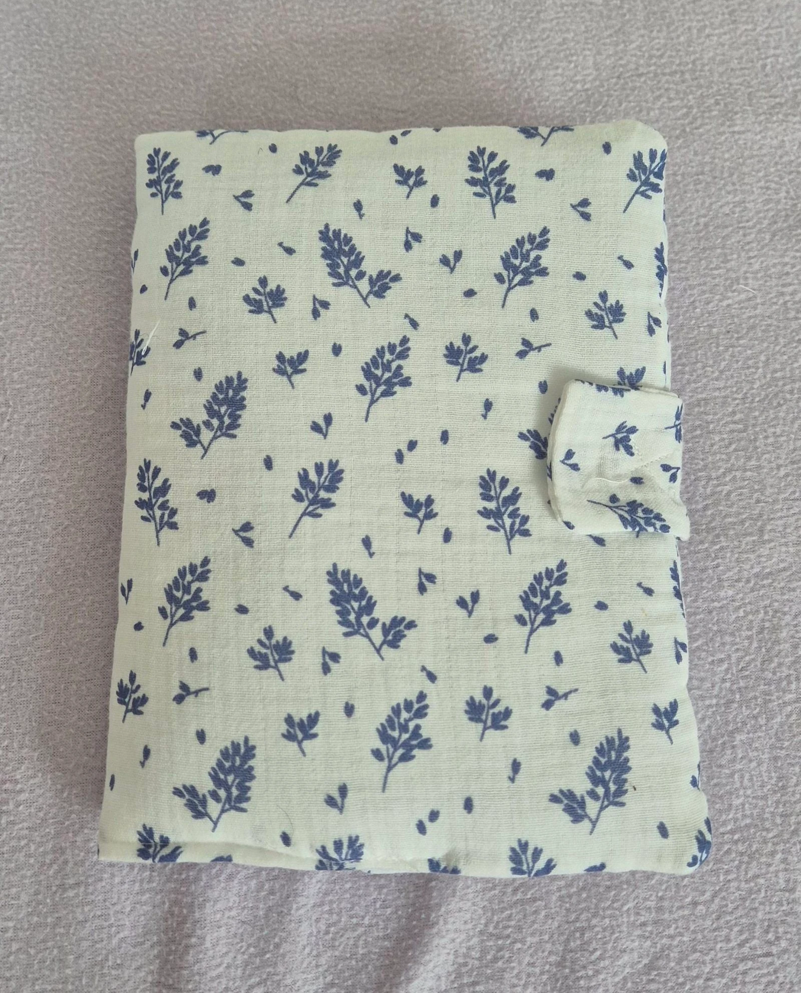 Protège carnet de santé à motif 
